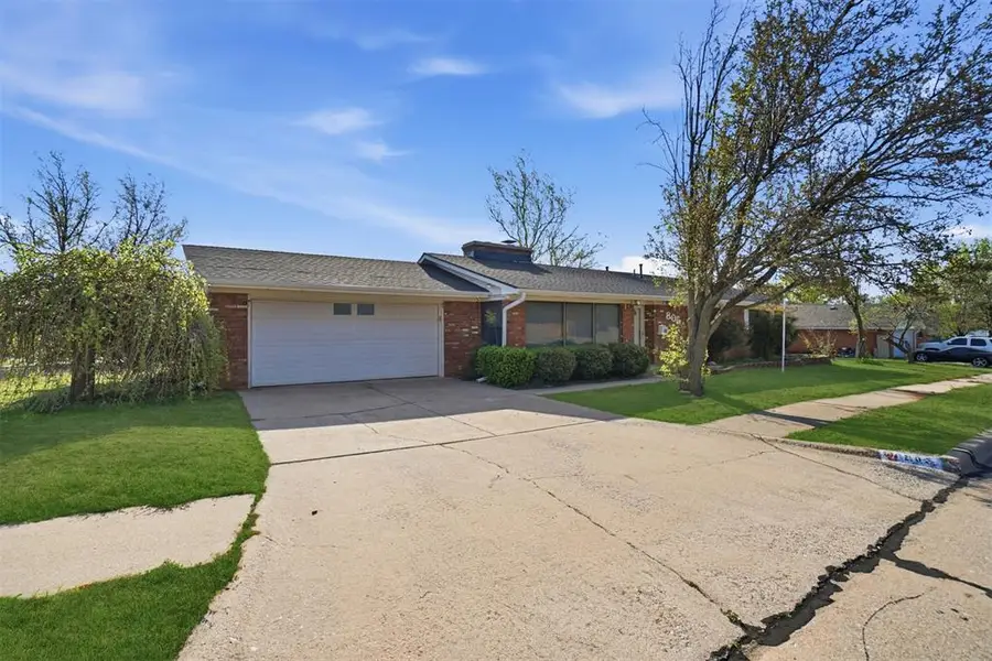 805 NW 52nd Street, Lawton, OK 73505 - #2