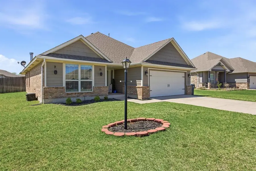 705 Windy Lane, Yukon, OK 73099 - #2