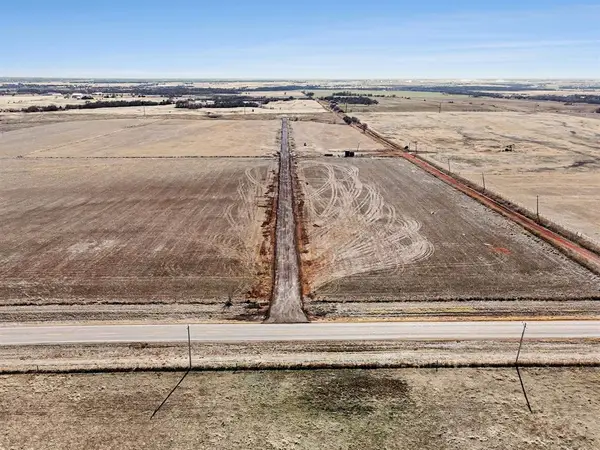 8434 Orchid Way, Cashion, OK 73016