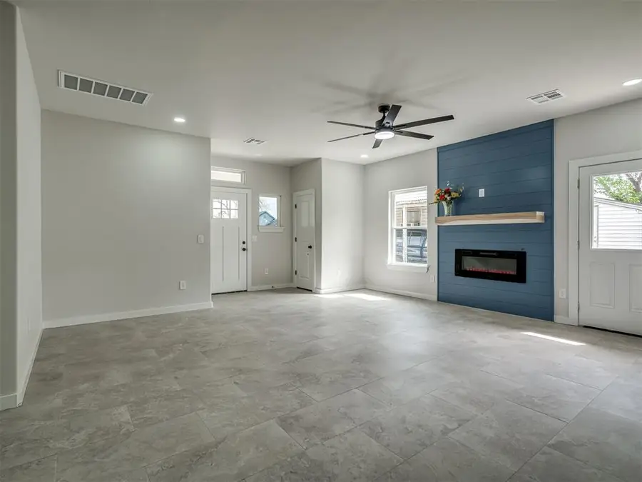 1120 SE 39th Street, Oklahoma City, OK 73129 - #3