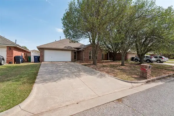 12316 SW 11th Street, Yukon, OK 73099