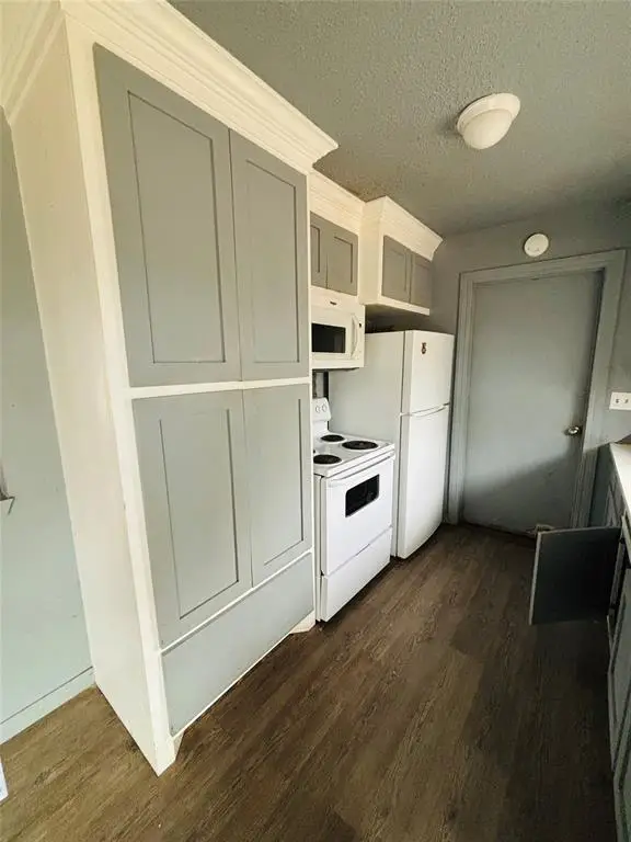 732 N Dallas Avenue, Moore, OK 73160 - #1