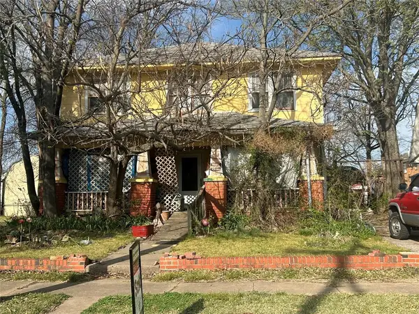 415 S A Street, Blackwell, OK 74631