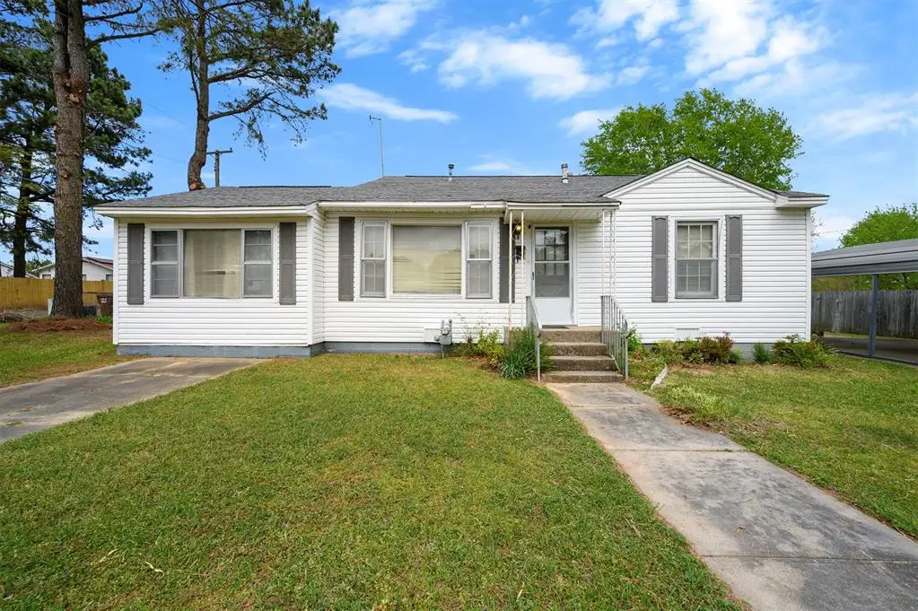 1301 SE Jackson Street, Idabel, OK 74745 - #1