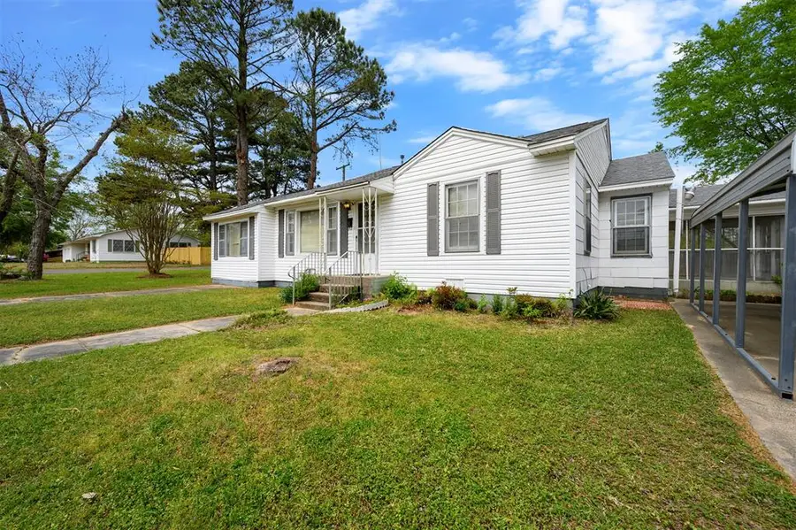 1301 SE Jackson Street, Idabel, OK 74745 - #2