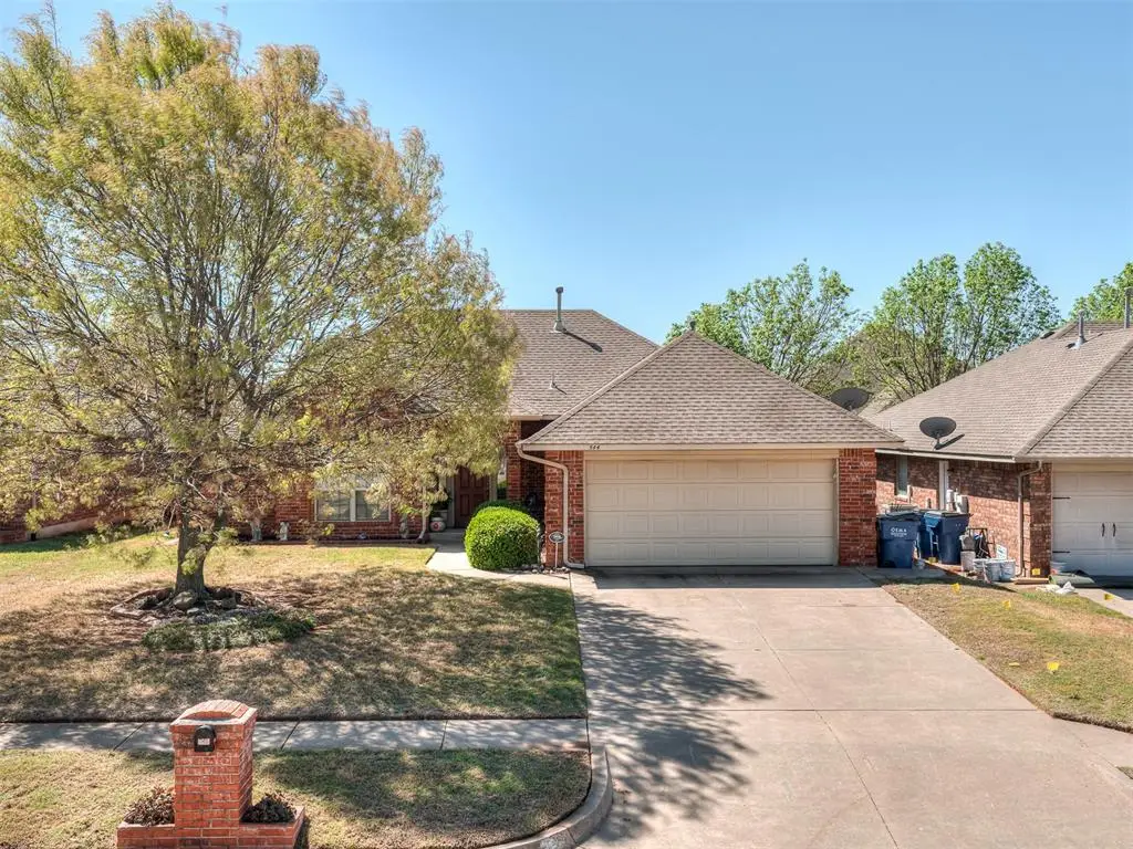 544 E Forest Lane, Mustang, OK 73064 - #1