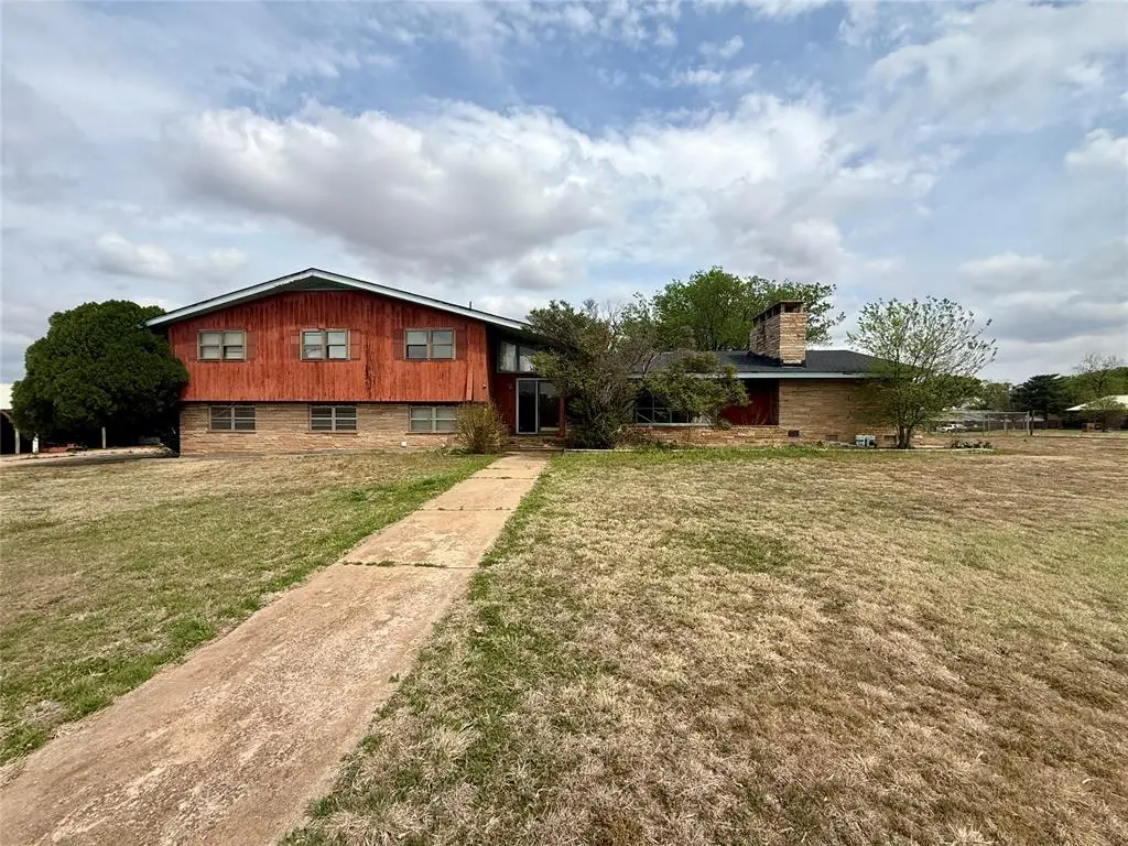 100 Helicopter Drive, Frederick, OK 73542 - #1