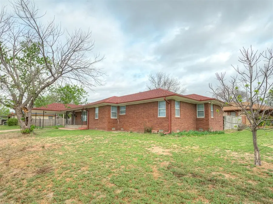2901 NW Bell Avenue, Lawton, OK 73505 - #3