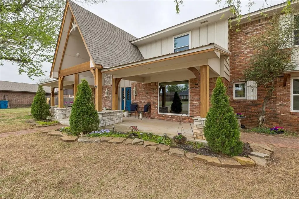 806 Glenmanor Drive, Midwest City, OK 73110 - #1