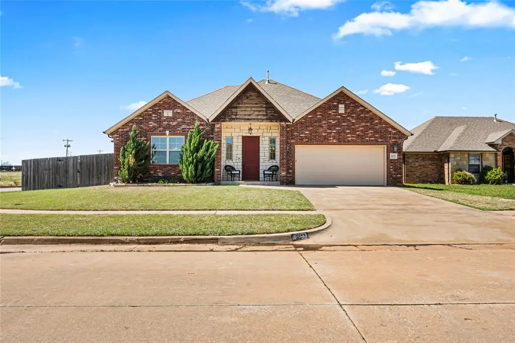 833 Glenwood, Moore, OK 73160 - #1