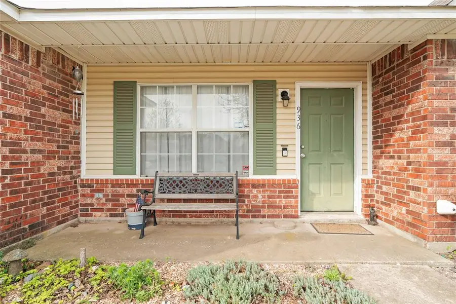 936 NW 15th Street, Moore, OK 73160 - #3