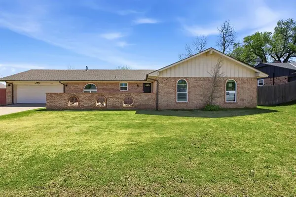 1924 E Willow Creek Terrace, Mustang, OK 73064
