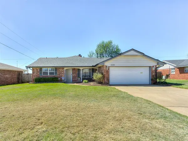 2529 Edgewood Drive, Moore, OK 73160