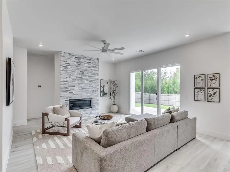 18020 Fields Drive, Edmond, OK 73012 - #3