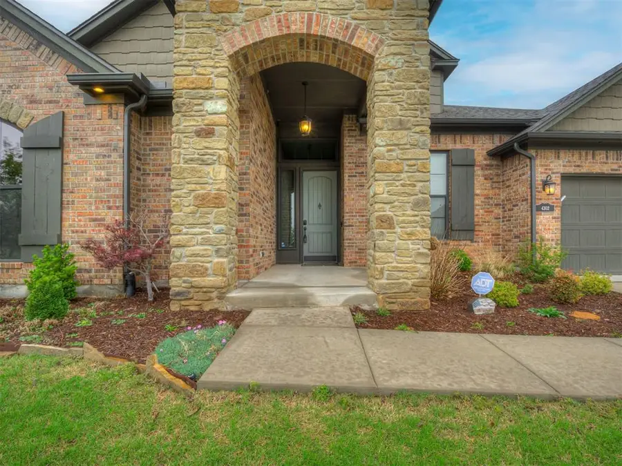 4302 Lorings Circle, Norman, OK 73072 - #2