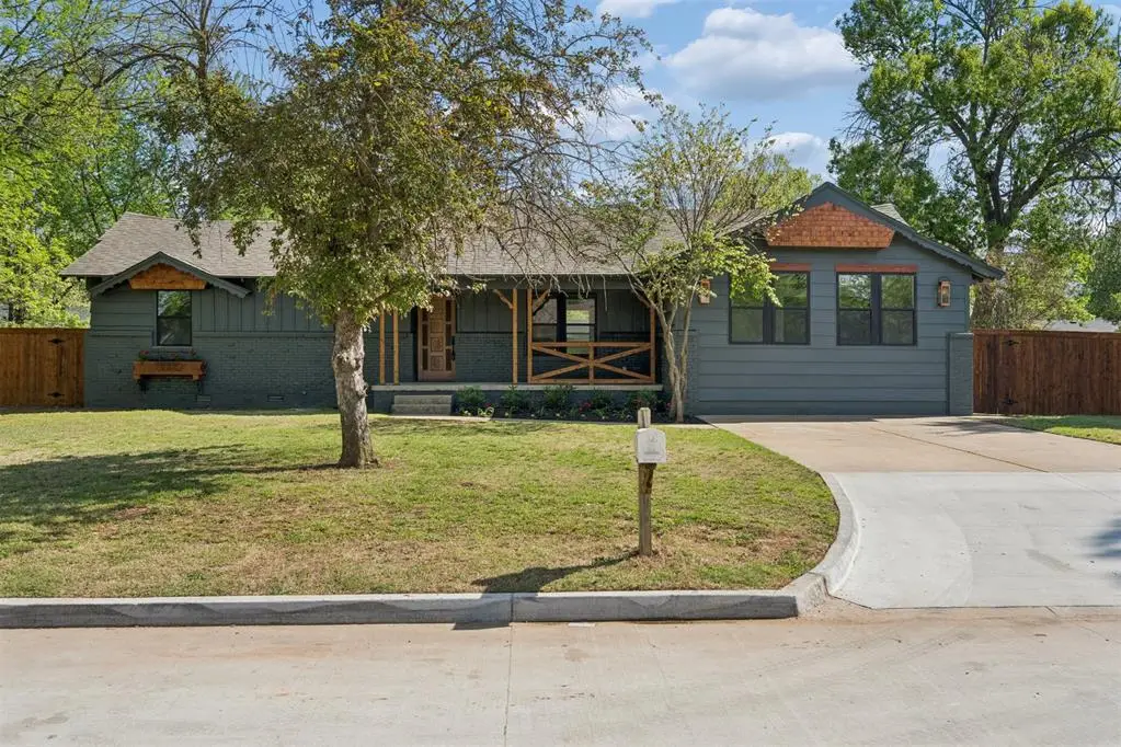 832 Oakbrook Drive, Norman, OK 73072 - #1
