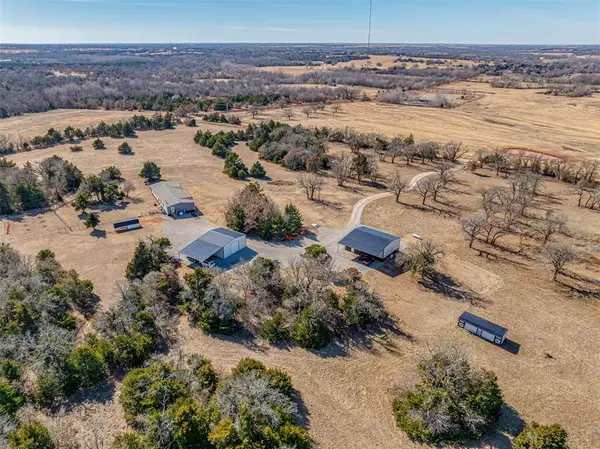 9180 S Santa Fe Road, Guthrie, OK 73044