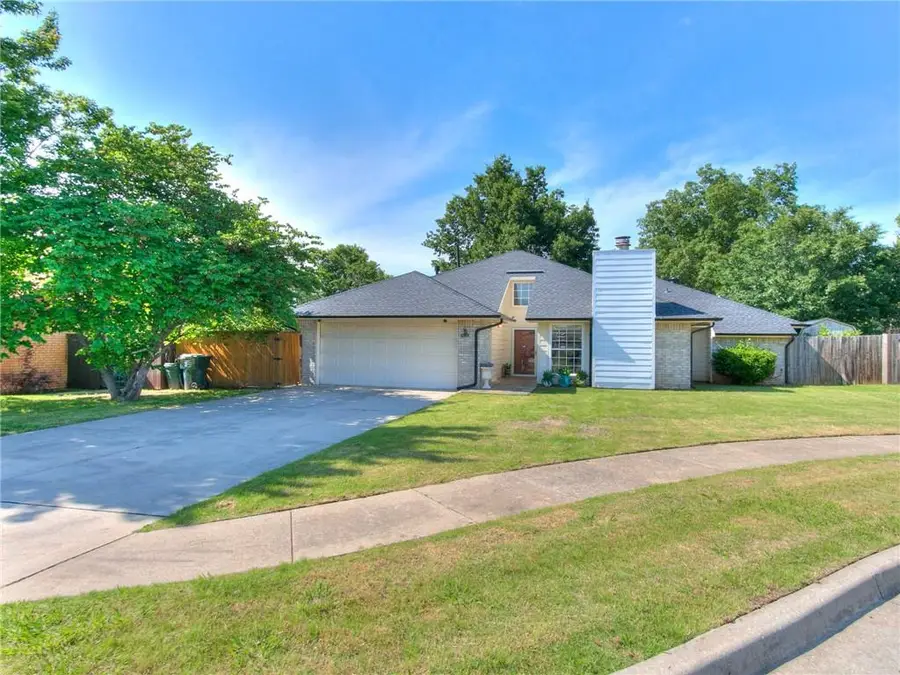 3109 Greenwood Court, Norman, OK 73072 - #3