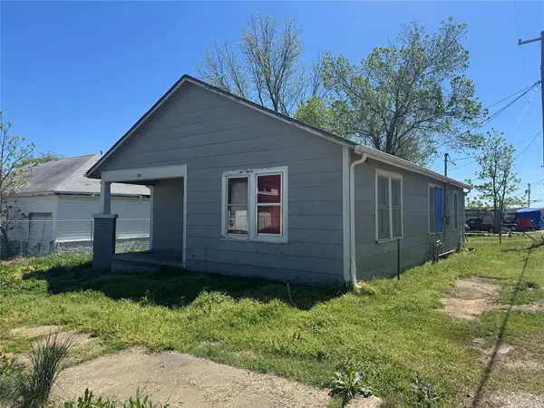 207 W Evans Avenue, Seminole, OK 74868