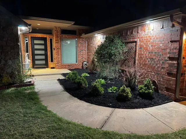 417 E Raleigh Terrace, Mustang, OK 73064 - #2