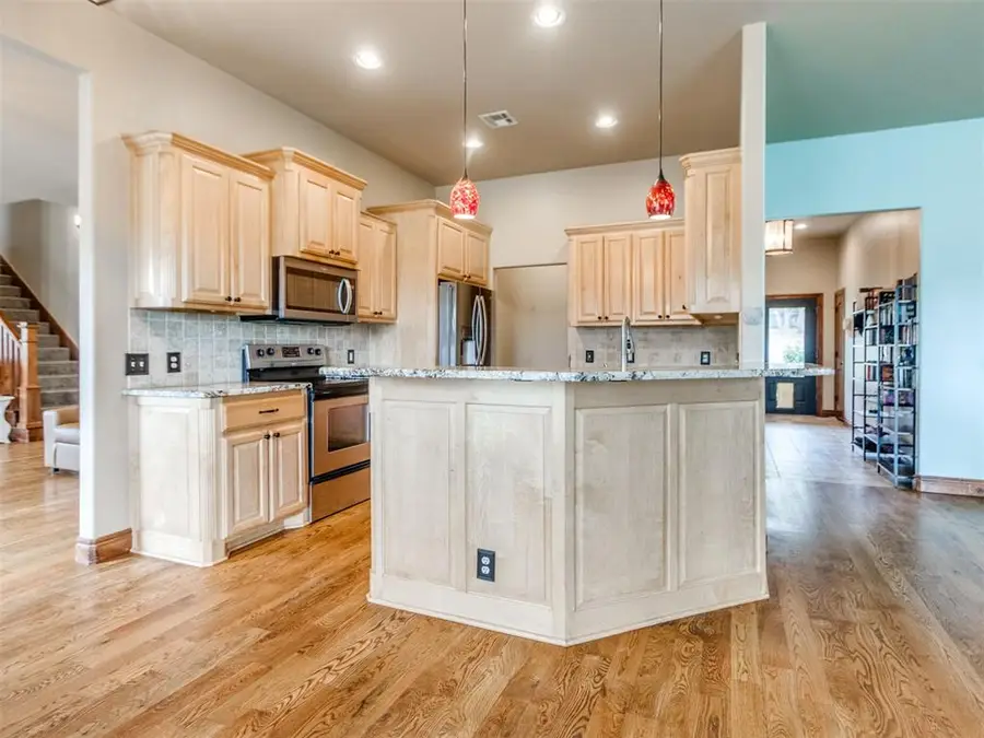 4600 Midway Court, Edmond, OK 73034 - #3