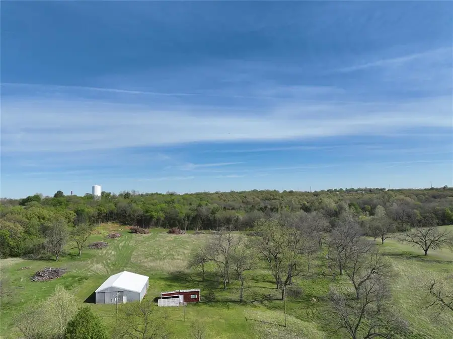 818 E 8th Street, Chandler, OK 74834 - #2