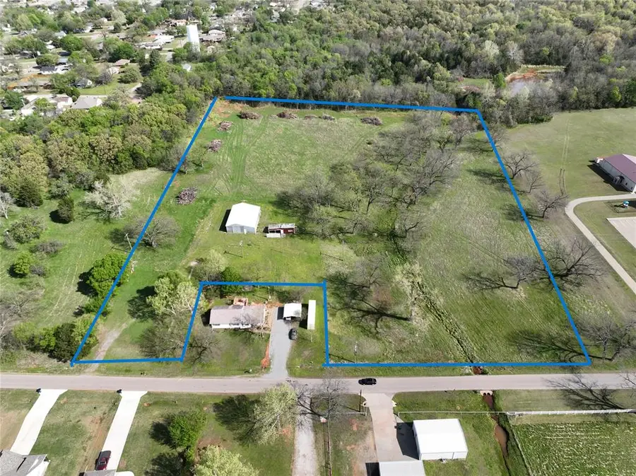 818 E 8th Street, Chandler, OK 74834 - #3