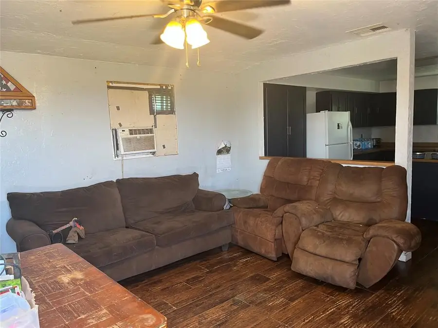 1525 N 14th Street, Guthrie, OK 73044 - #3