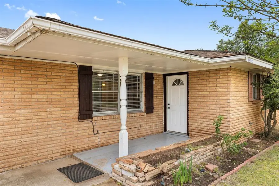 4908 N Warren Avenue, Oklahoma City, OK 73112 - #3