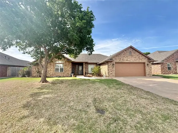 1208 Sheryl Lane, Altus, OK 73521