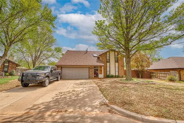 112 Jackson Avenue, Weatherford, OK 73096