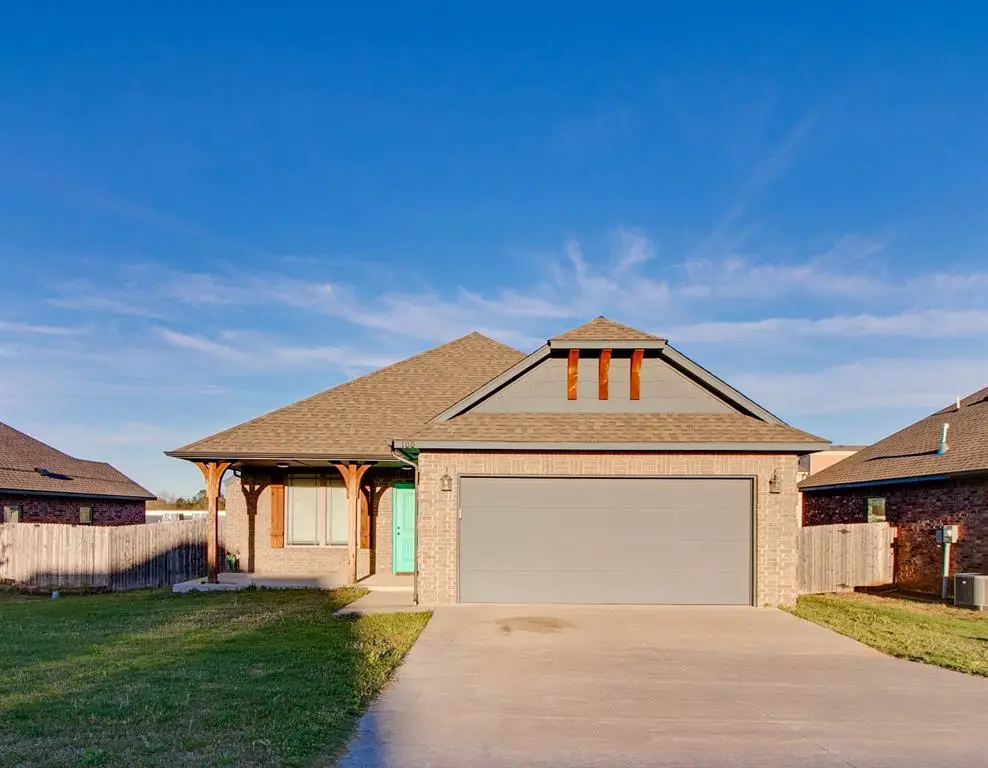 100 Indiana Road, Harrah, OK 73045 - #1