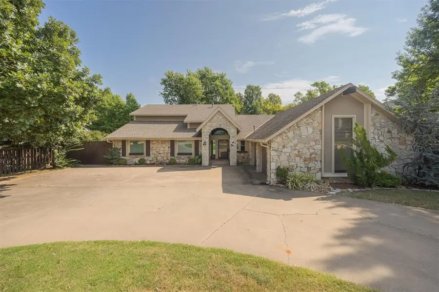 6108 Oak Tree Road, Edmond, OK 73025 - #3