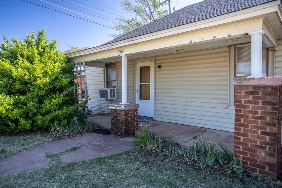 404 N State Street, Weatherford, OK 73096 - #2