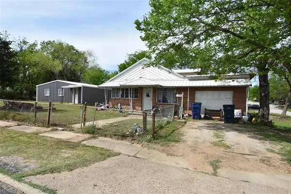 820 E Broadway Avenue, Seminole, OK 74868