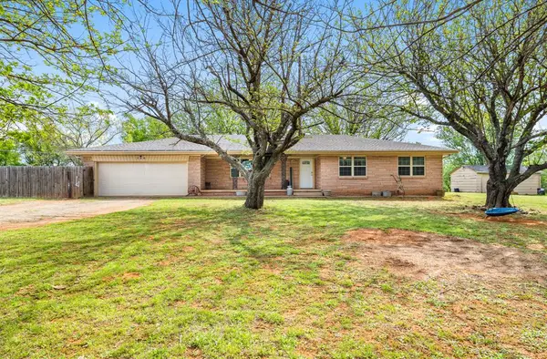 540 E Gracemont Street, Gracemont, OK 73042