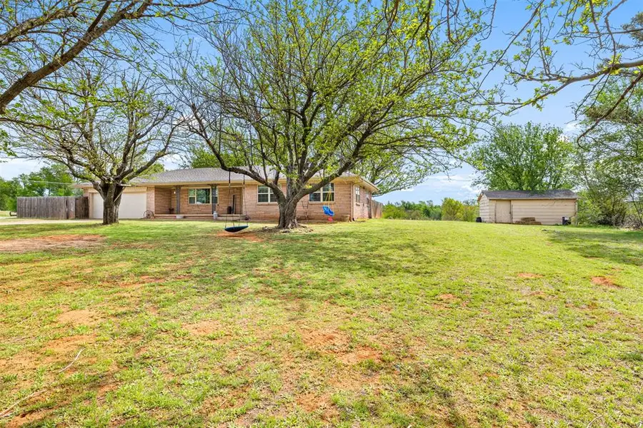 540 E Gracemont Street, Gracemont, OK 73042 - #3