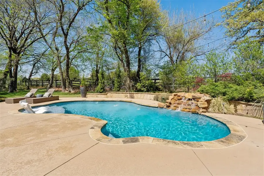 2216 Crestwood Drive, Jones, OK 73049 - #3