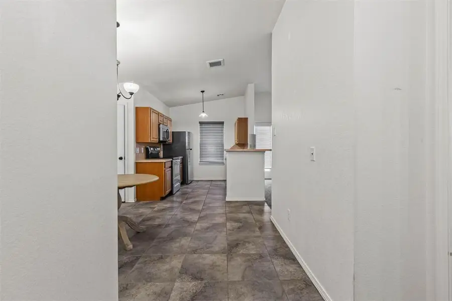 9101 Checkerbloom Drive, Oklahoma City, OK 73165 - #3