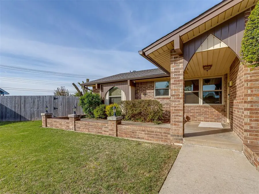 4225 Kim Drive, Del City, OK 73115 - #2