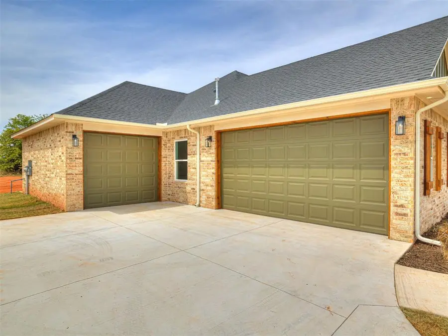 1236 Twin Oaks Drive, Blanchard, OK 73010 - #3