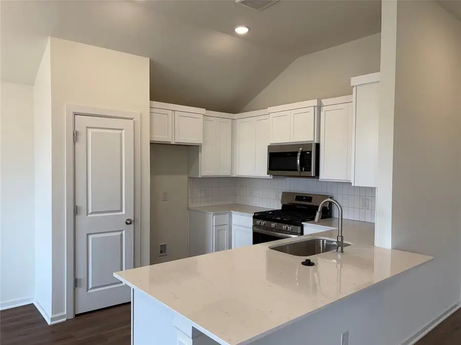 9105 Blackfork Lane, Oklahoma City, OK 73160 - #3