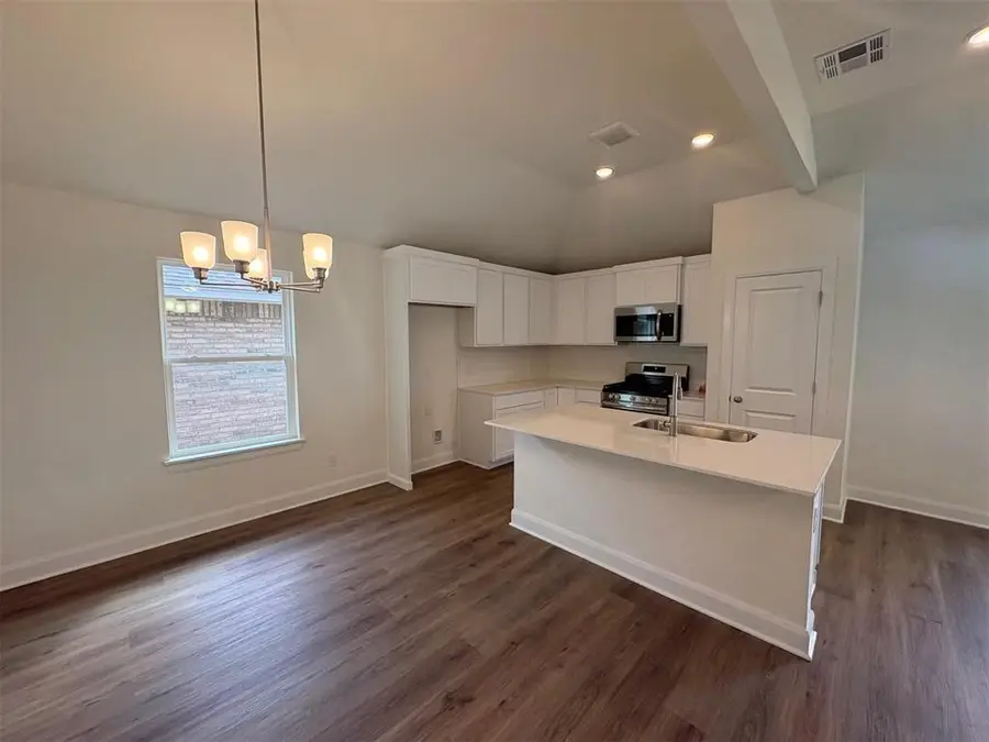 9101 Blackfork Lane, Oklahoma City, OK 73160 - #3