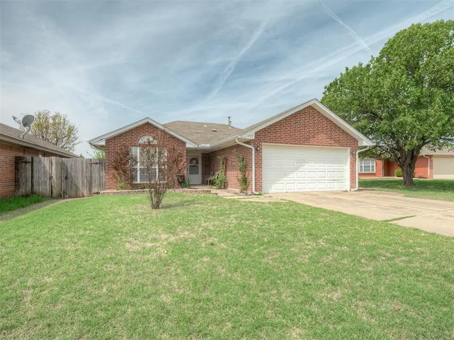 708 Peppertree Court, Norman, OK 73071 - #2