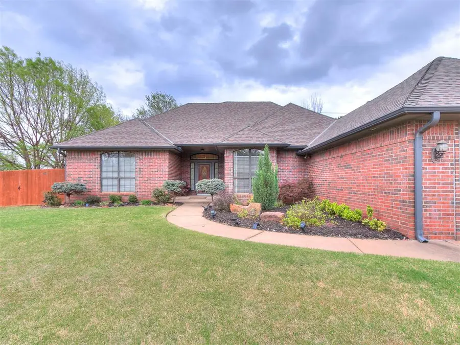 1300 Brixton Road, Edmond, OK 73034 - #2