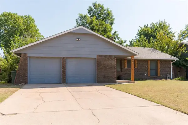 604 Howard Court, Edmond, OK 73003