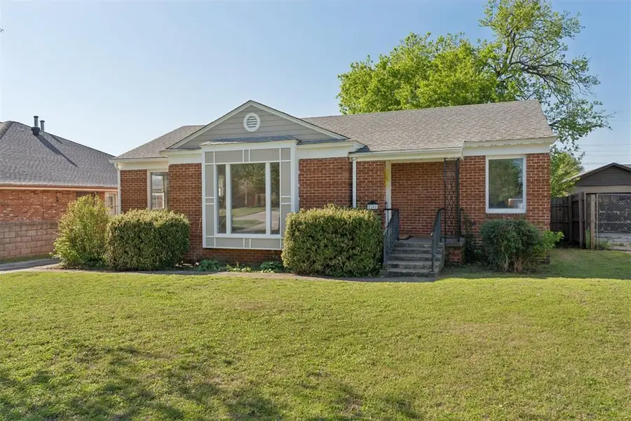 1102 Fenwick Place, Nichols Hills, OK 73116 - #3