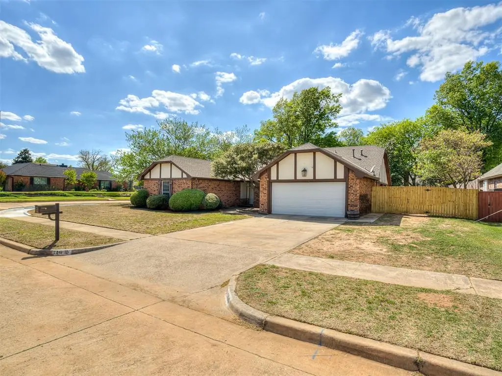 716 Landsdowne Drive, Norman, OK 73072 - #1