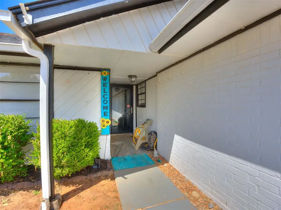 3841 Southwind Avenue, Oklahoma City, OK 73179 - #3