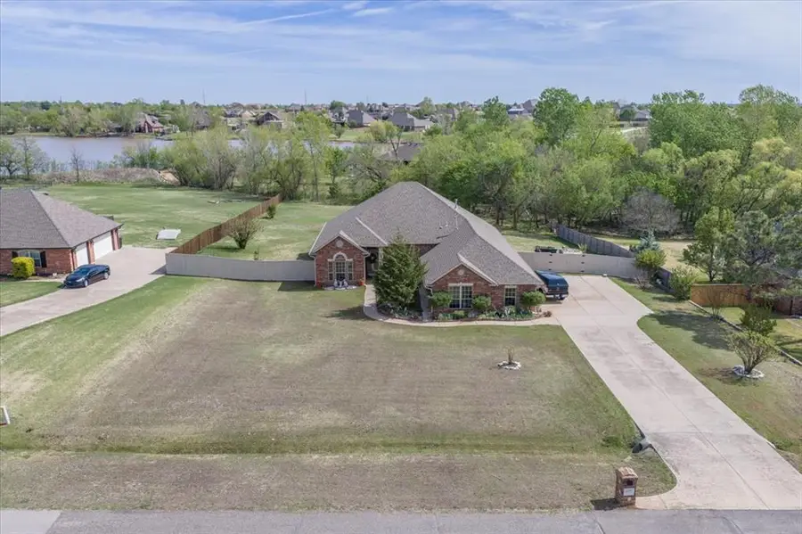 4701 Southcreek Road, Moore, OK 73165 - #2
